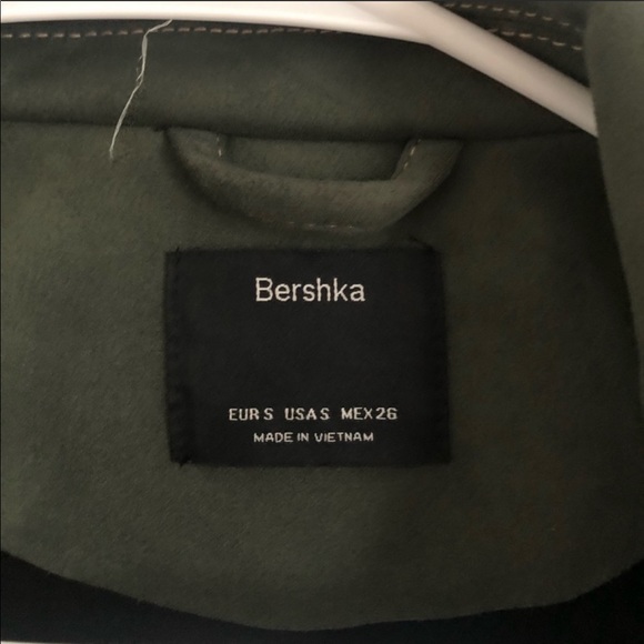 Bershka forest green suede cropped moto jacket - Picture 3 of 4